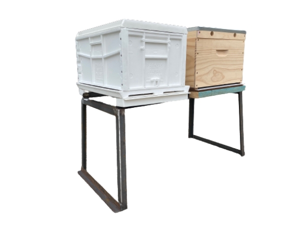 Twin metal hive stand